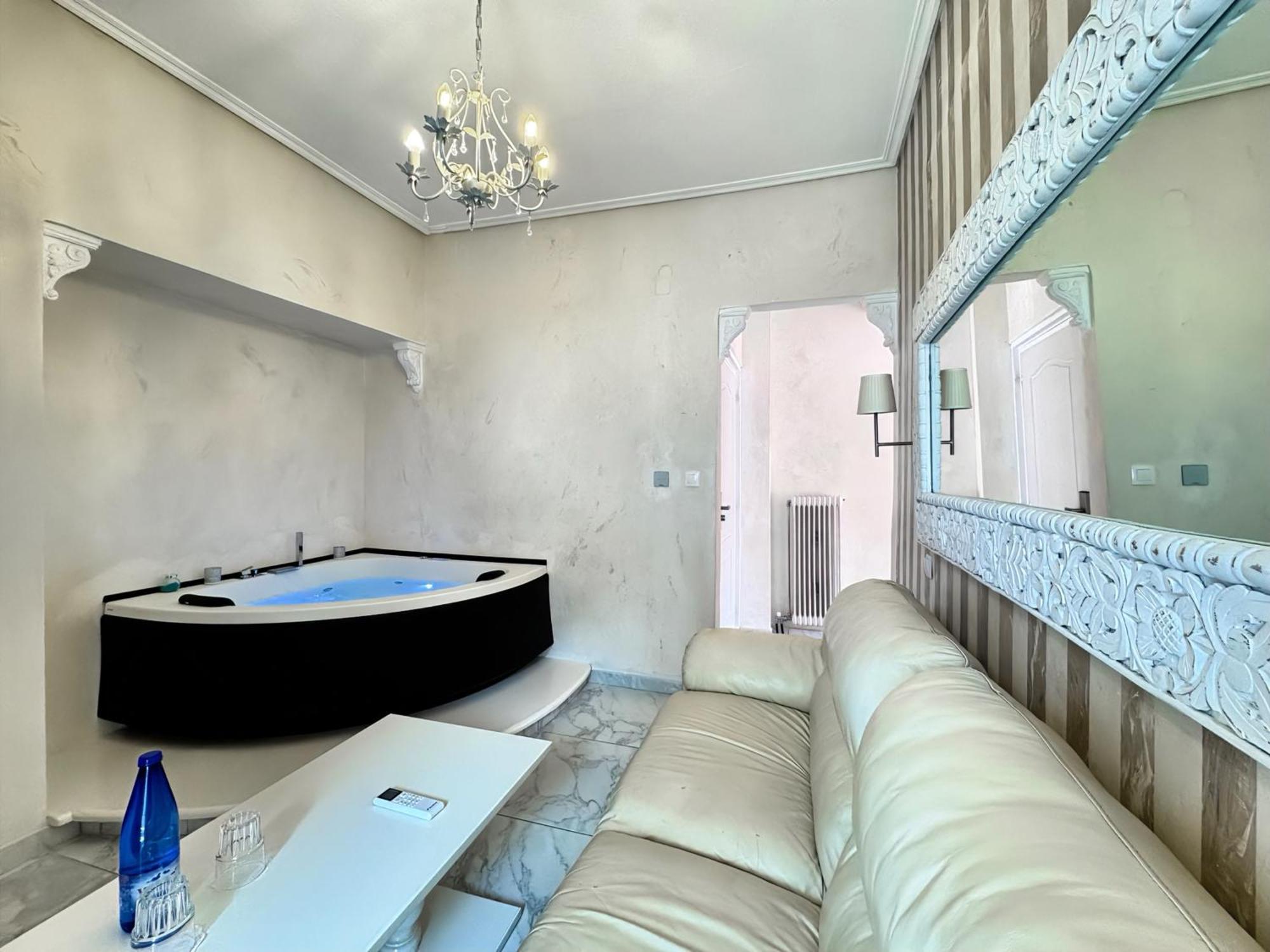 Panorama Suites & Spa - Adults Only Stómion الغرفة الصورة