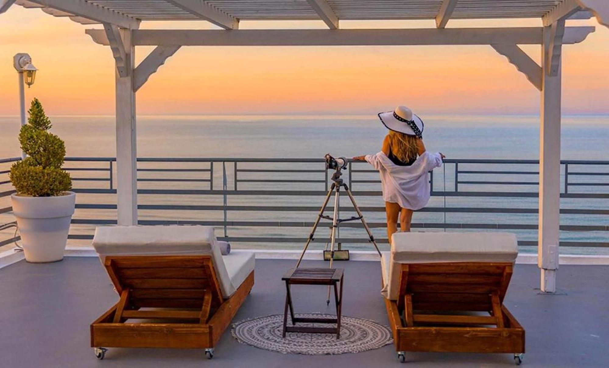Panorama Suites & Spa - Adults Only Stómion الغرفة الصورة