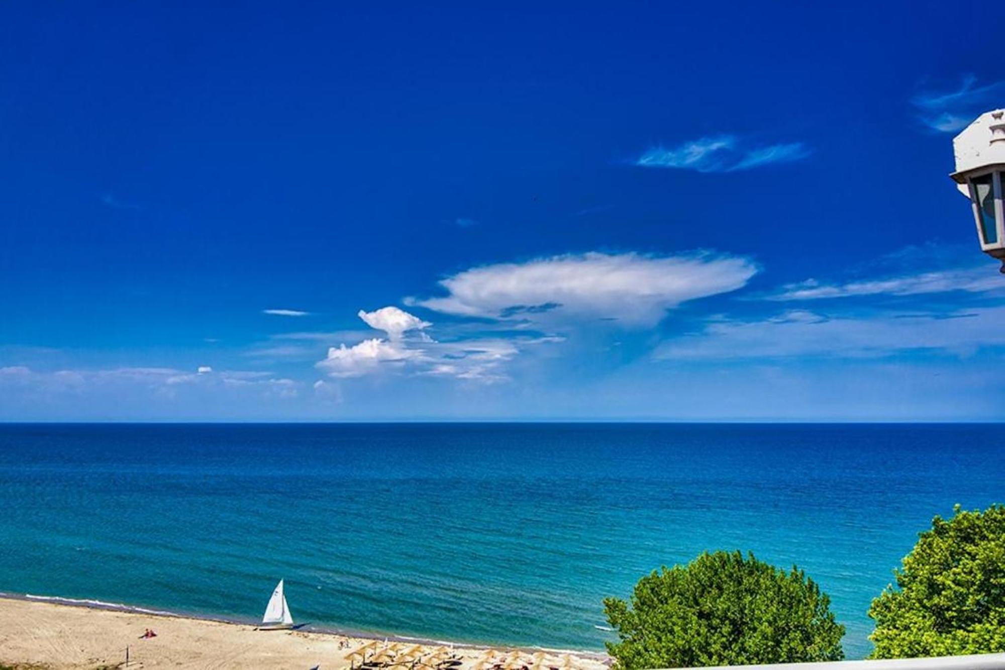 Panorama Suites & Spa - Adults Only Stómion الغرفة الصورة